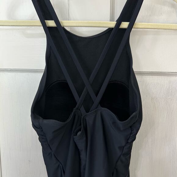 Time and True Womens Solid Black One Piece Swimsuit Large Pool Workout Beach‎ - Picture 4 of 7